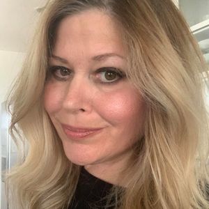 Meet your Posher, Gin